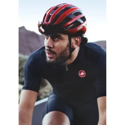 ABUS AirBreaker Helm - black gold