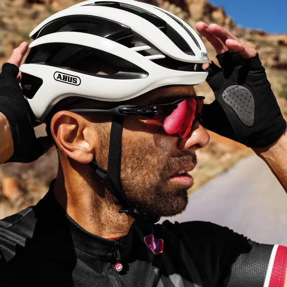 ABUS AirBreaker Helm - gleam silver