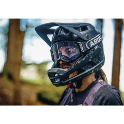 ABUS Airdrop MIPS Helm - velvet black