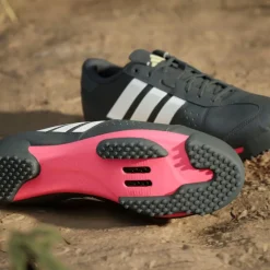 adidas Heritage Tour MTB-Schoenen Heren - dark blue/cloud white/pure ruby JQ9117