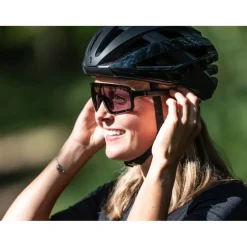 BBB Cycling Chester Narrow BSG-73PH Fietsbril - glossy black | Photochromatic