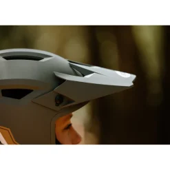 Bell Sanction 2 DLX MIPS Helm - blip rootbeer