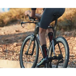 Compressport Aero Compressiesokken - zwart/rood
