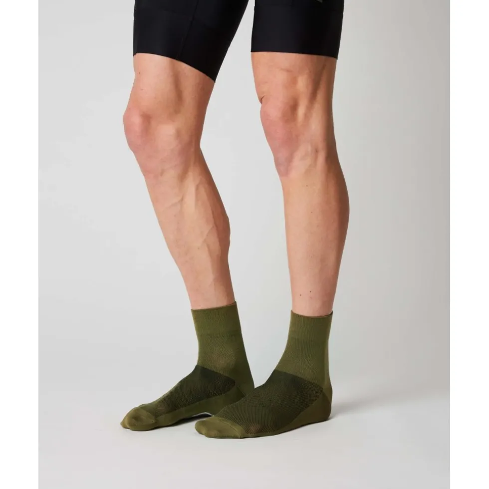 FINGERSCROSSED Classic Mid High Fietssokken - Olijf #008