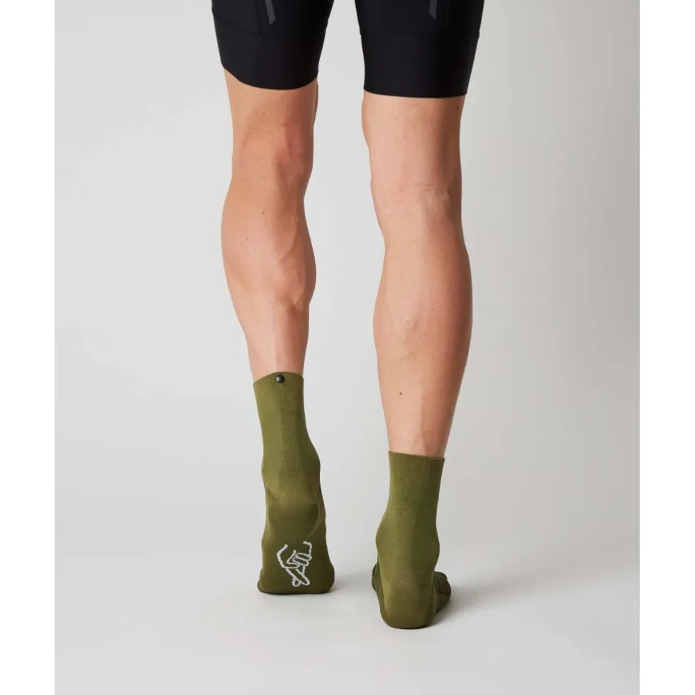 FINGERSCROSSED Classic Mid High Fietssokken - Olijf #008