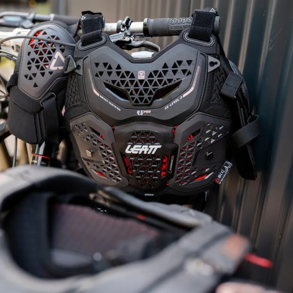 Leatt 4.5 Hybrid Pro Borstbeschermer Dames - zwart