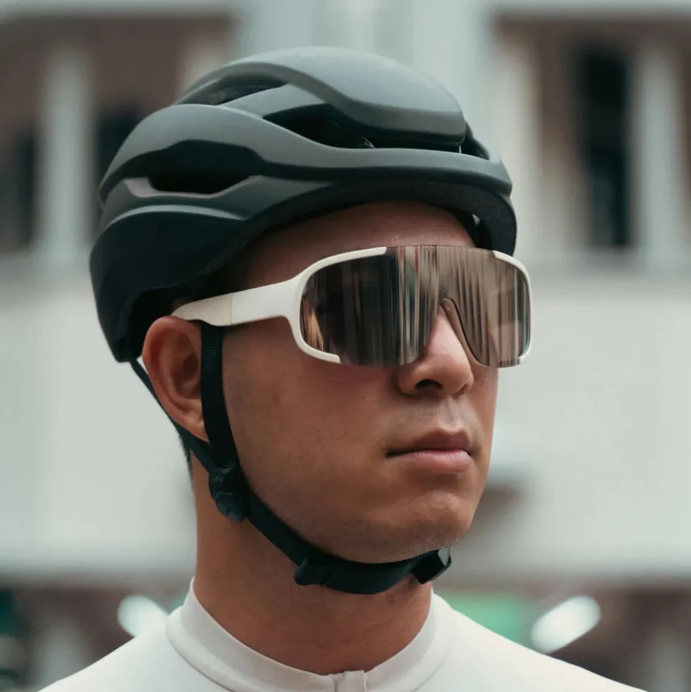 Lumos Ultra Fly MIPS Helm + Firefly Helmlicht - Stealth Black
