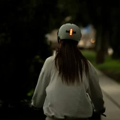 MET Vibe On Mips Fietshelm - Black Matt