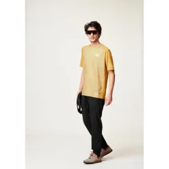 Picture Osborn Printed T-Shirt Heren - Gold Earthly
