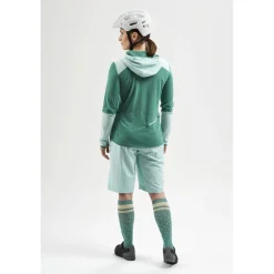 Vaude Ledro Short Dames - dark sea